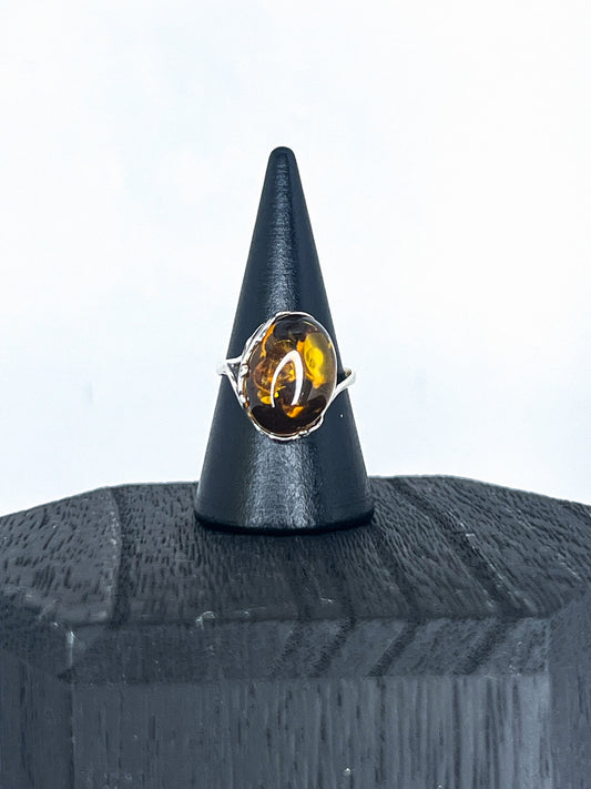 Cognac Amber Oval Side Swirl Ring