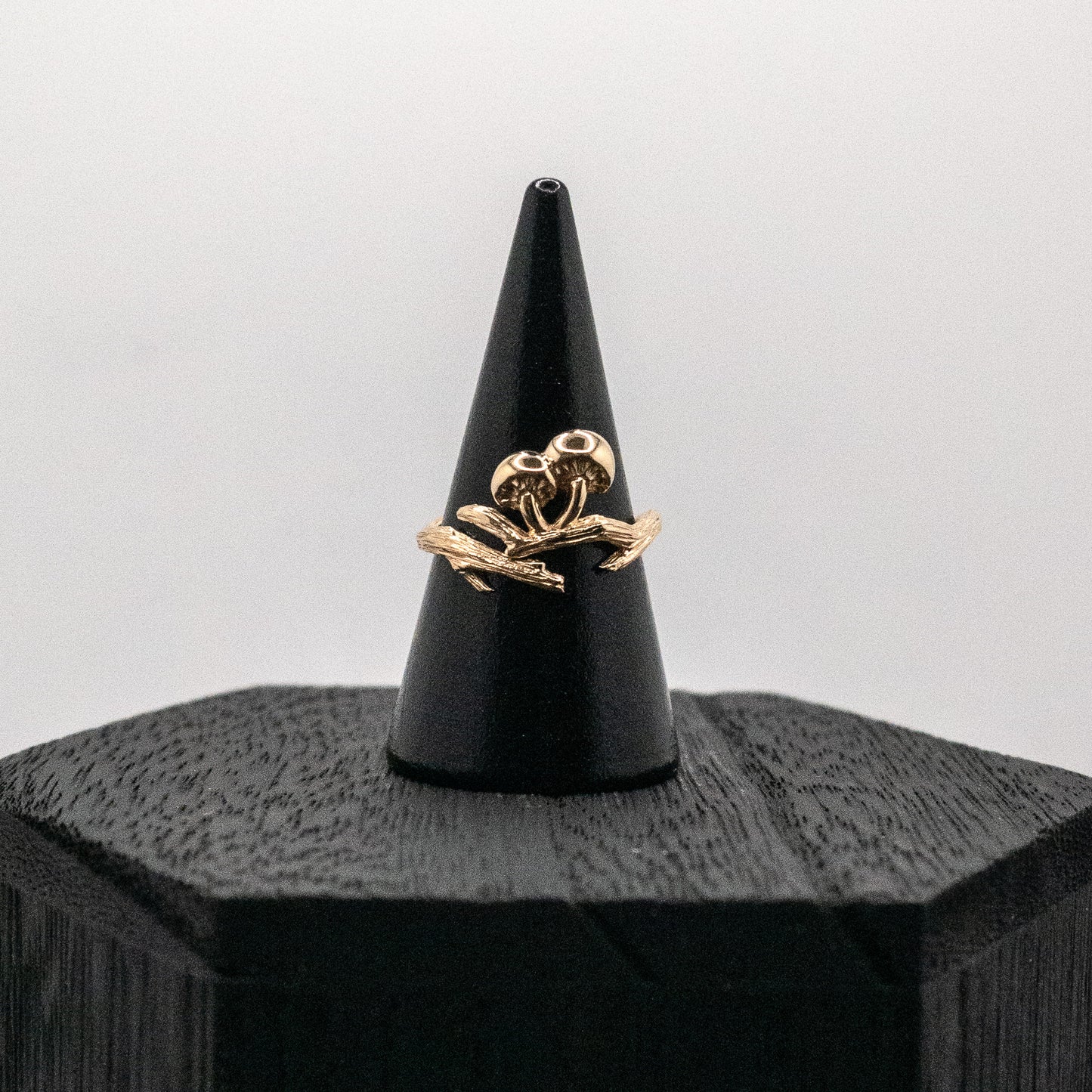 Mushroom and Branch Ring Adjustable