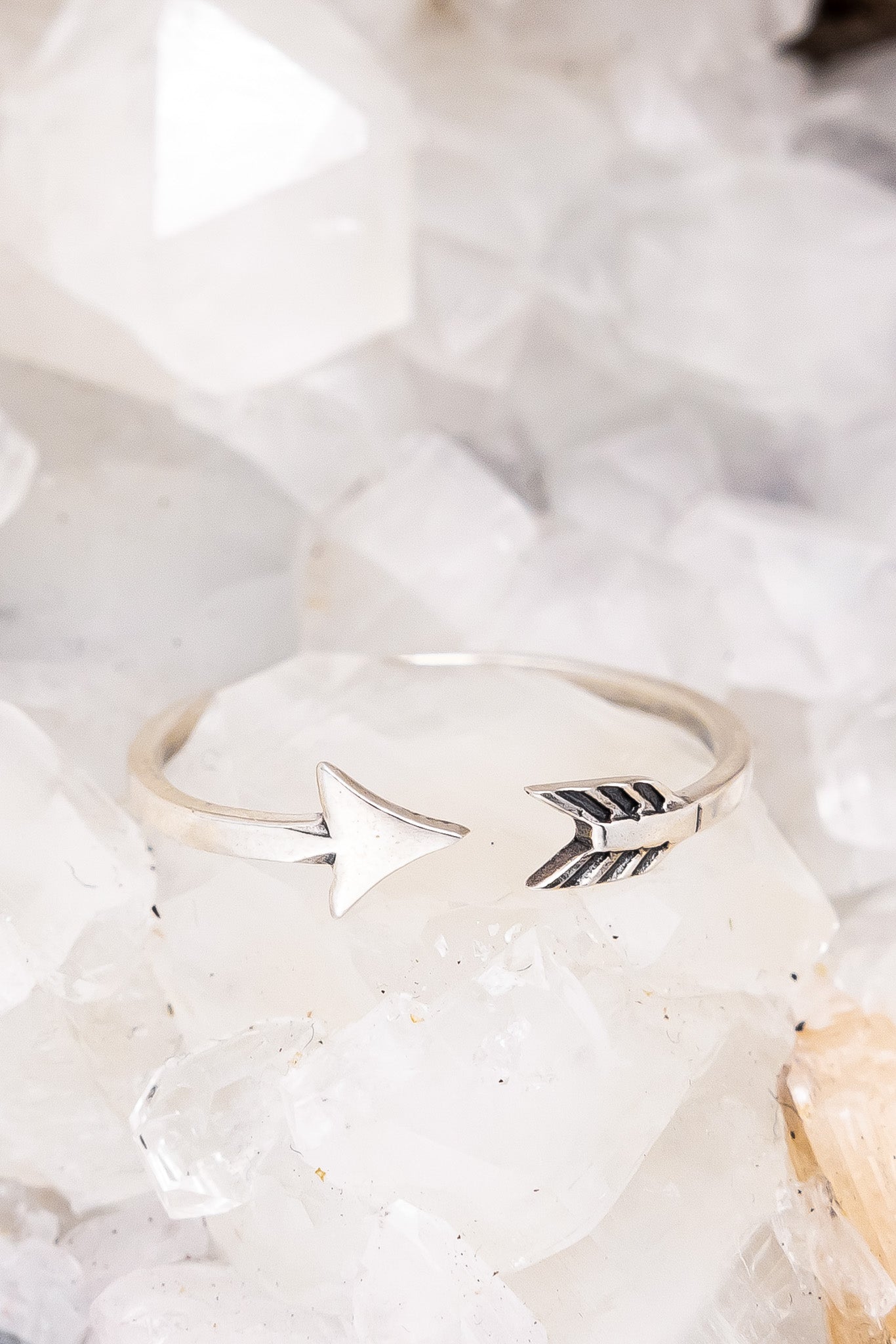 Open Arrow Ring Adjustable