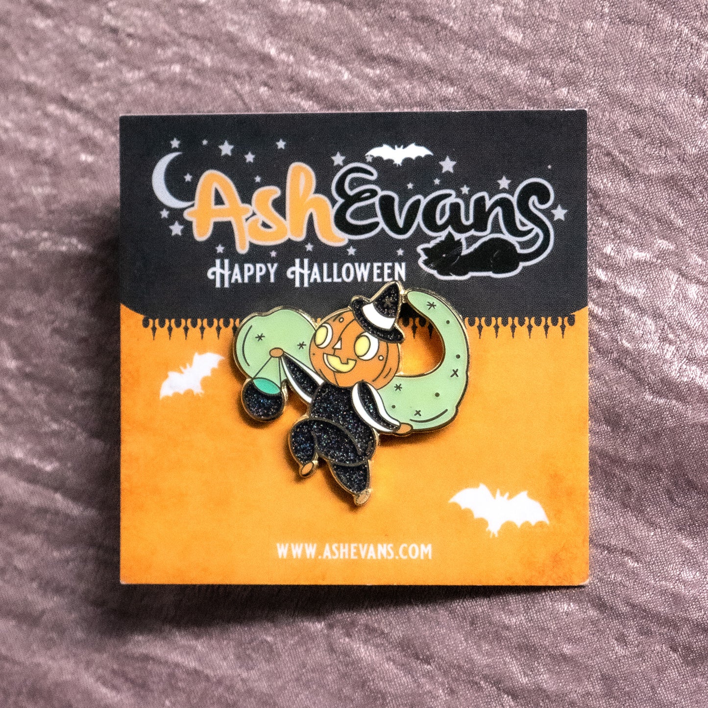 Pumpkin Glow Enamel Pin