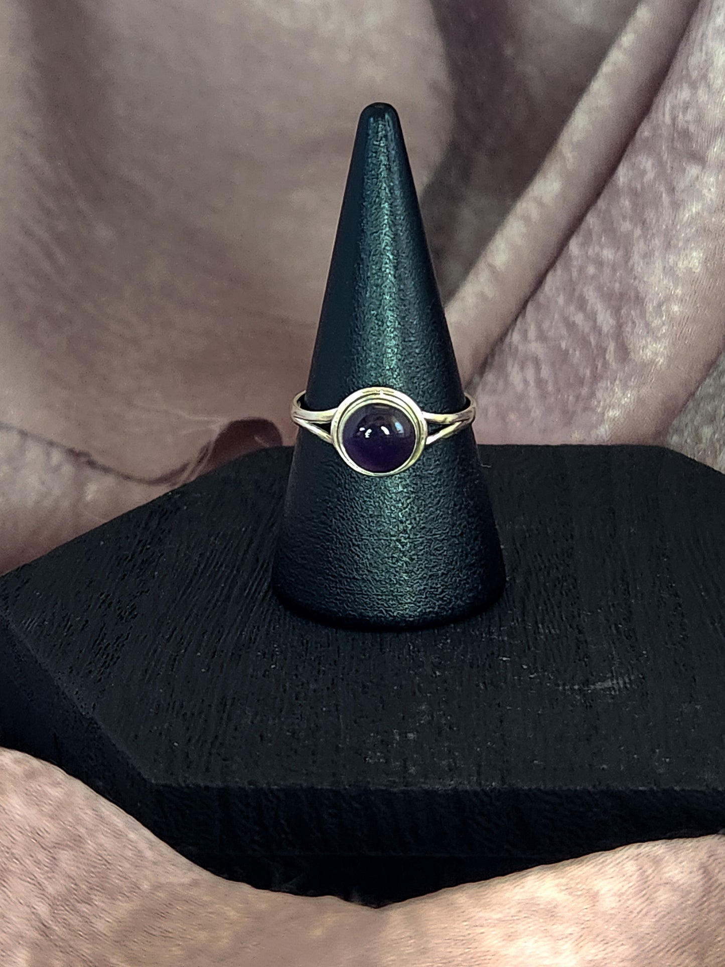 Round Amethyst Ring