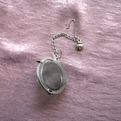 Tea Strainer With Cauldron Charm